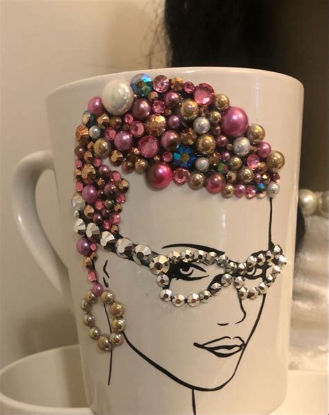 Beautiful rhinestones and pearls in 2024 | Diy mug designs, Diy glass bottle crafts, Mug crafts