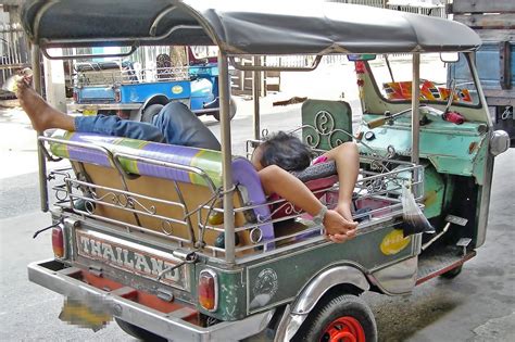 Tuk Tuks in Bangkok - 5 Tips to Ride a Tuk Tuk in Bangkok – Go Guides