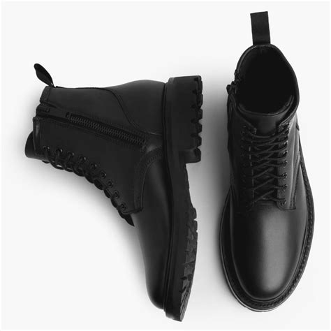 Men's Stomper Zip-Up Boot in Black Leather - Thursday Boot Company