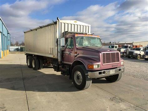 1999 International 4900 Farm / Grain Truck For Sale, 325,009 Miles ...