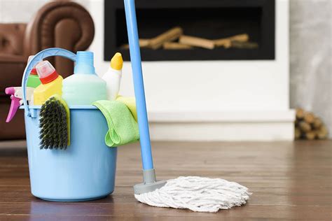 How to Clean Hardwood Floors Without Streaks – Pick The Vacuum