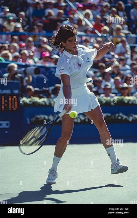 Gabriela sabatini us open 1990 hi-res stock photography and images - Alamy