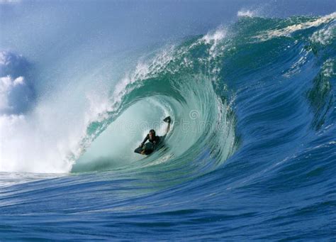 Surfing a Perfect Tube Wave at Waimea Bay Hawaii Editorial Photography ...