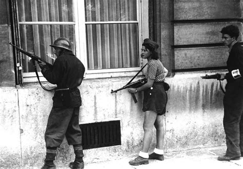 A Remarkable Photo Of WW2 French Resistance