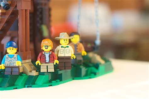 Lego 21318 Treehouse – Brick Land