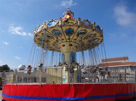 Bournemouth Pier - Amusement | Beach photoshoot, Bournemouth, Pier