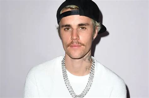 Justin Bieber Biography, Age, Career, Height, Net Worth, Wiki, Family, Girlfriend, Ethnicity