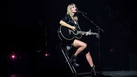 Taylor Swift encourages fans to register to vote in 2020 election ...