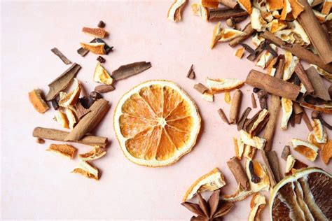 DIY Orange Spice Christmas Potpourri - Salt in my Coffee