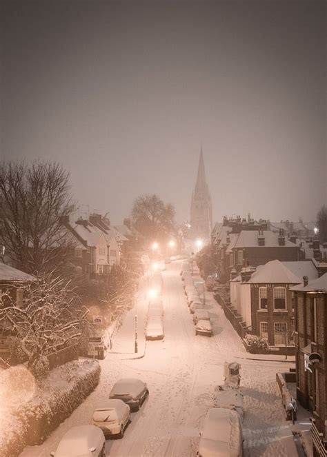 Snowy Night, London, England photo via tammy..Blue Dreams revisited ...