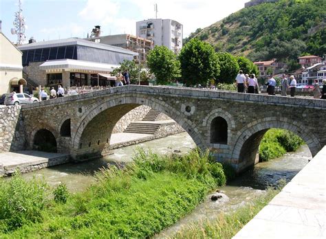 Stone Bridge, Prizren, Kosovo | The Lumbardh River goes thro… | Flickr