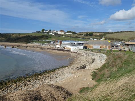 Bowleaze Cove © David Smith cc-by-sa/2.0 :: Geograph Britain and Ireland