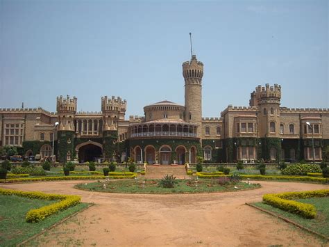 Bangalore Palace| Bangalore Palace History & Architecture