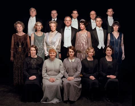 Downton Abbey Exclusive: See Maggie Smith, Michelle Dockery, and the Film’s Cast | Vanity Fair