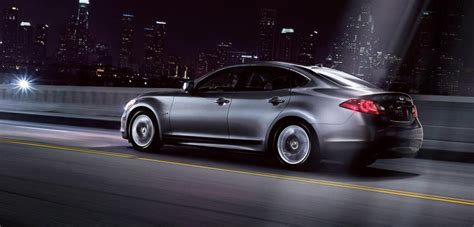 Infiniti Q70 Hybrid Photos and Specs. Photo: Infiniti Q70 Hybrid model and 25 perfect photos of ...