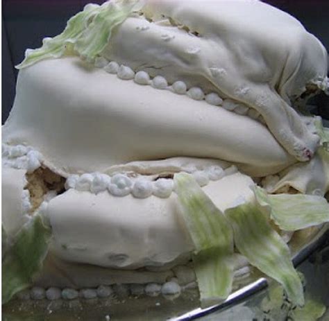 15 wedding cake FAILS that just might make you elope