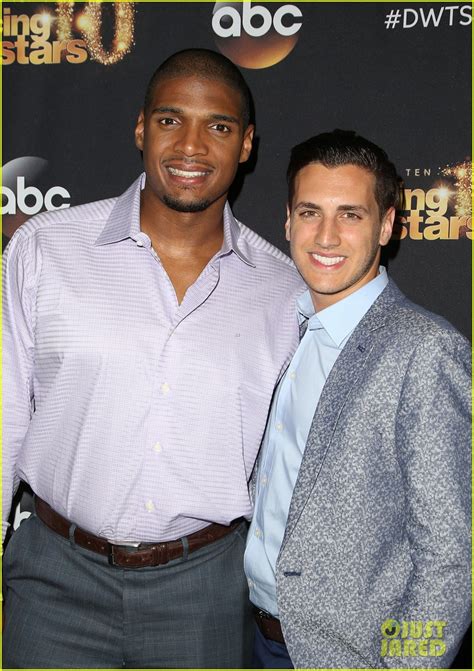 Michael Sam Gets Support from Boyfriend Vito Cammisano at 'Dancing With ...