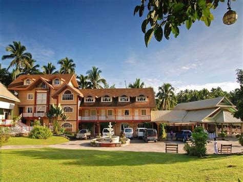 Batis Aramin Resort Offers 'Hobbiton' In The Philippines