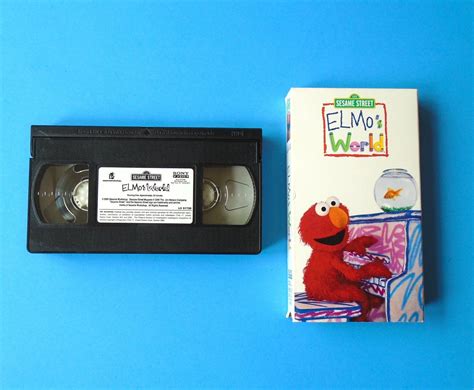 VHS Tape Sesame Street ELMO'S WORLD Scarce (2000) Used Tested!