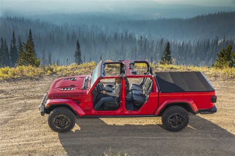 Truck Thursday: The Jeep® Gladiator is the only pickup to offer open ...