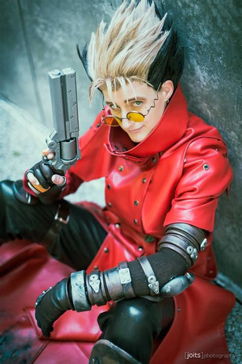 Vash the Stampede from Trigun cosplay by instagram.com/vashfanatic photo by instagram/com.joits ...