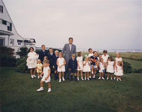 President Kennedy With His Children Photograph by Everett - Fine Art America