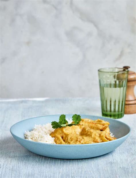 Easy Chicken Korma Recipe | Mary Berry Quick Cooking TV Series