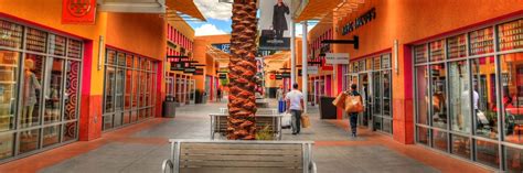 Las Vegas North Premium Outlets - The most famous outlet in Vegas