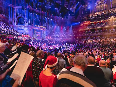 Heartwarming Christmas carol services and carol concerts in London ...