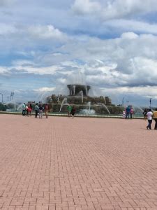 BUCKINGHAM FOUNTAIN – History at Delta College