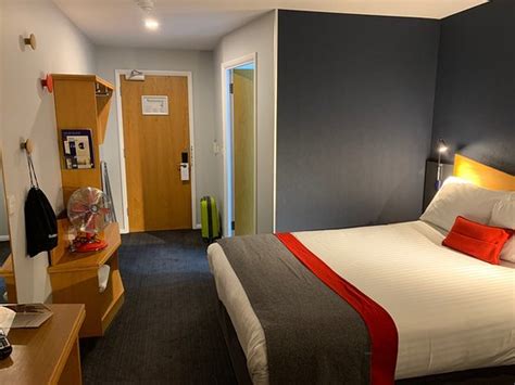 HOLIDAY INN EXPRESS PETERBOROUGH $59 ($̶7̶7̶) - Updated 2020 Prices & Hotel Reviews - England ...