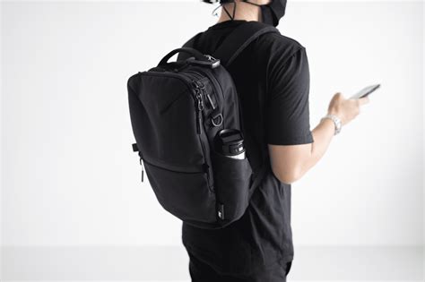 Aer City Pack Pro Black — Aer Modern Gym Bags, Travel Backpacks And Laptop Backpacks Designed ...