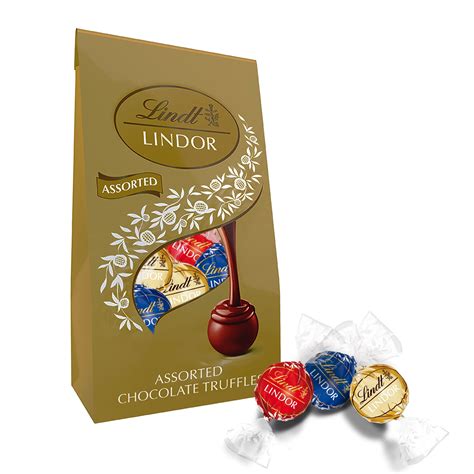 Lindt LINDOR 3 Flavors Assorted Truffles, 5.1 oz Bag - Walmart.com