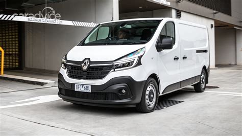 2020 Renault Trafic review: Premium LWB automatic | CarAdvice
