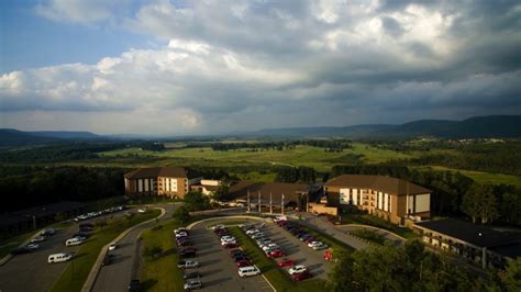 Canaan Valley Resort State Park - West Virginia State Parks - West ...