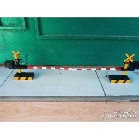 Jual miniatur palang pintu kereta api(bahan full kayu) | Shopee Indonesia