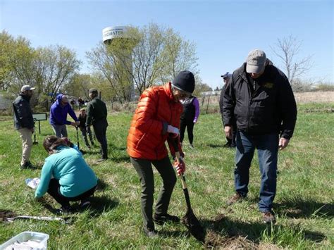 Lactalis Canada implements large-scale tree-planting project - Grocery ...