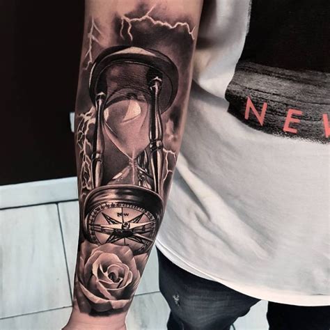 Hourglass tattoo by Fabricio Victor #Fabricio #gray #sand watch tattoo ...