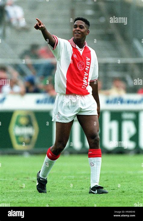 PATRICK KLUIVERT AJAX FC 09 August 1995 Stock Photo - Alamy