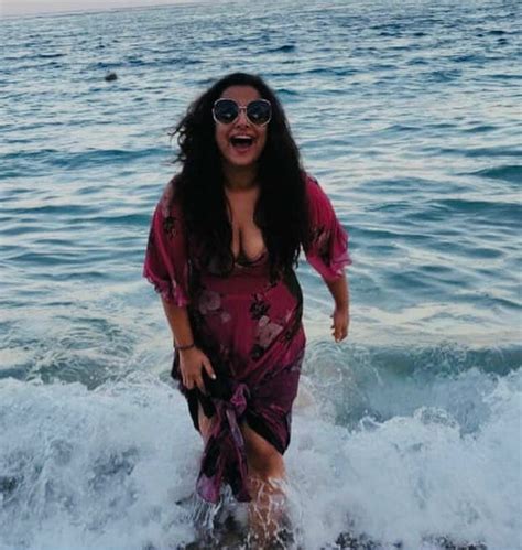 Nerkonda Paarvai Actress Vidya Balan’s Hot Snaps Are Invigorating ...