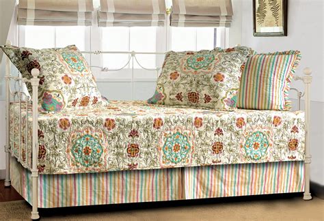 Full daybed bedding sets | Hawk Haven