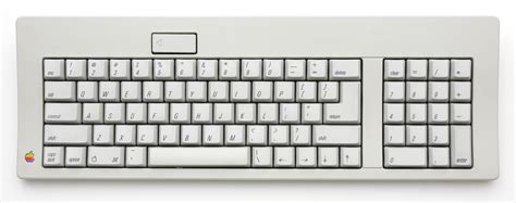 File:Apple (Standard) Keyboard M0116.jpg - Wikipedia