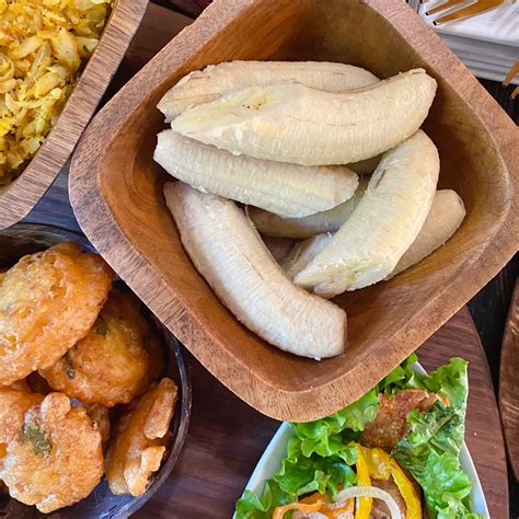 Dominica creole breakfast platter - Dominica Gourmet