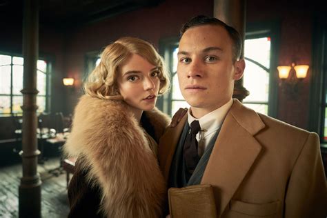 Peaky Blinders Show Creator Confirms Movie After Season Six | www.98fm.com