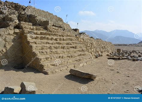 Ruins in Caral-Supe, Peru stock image. Image of clock - 87473557