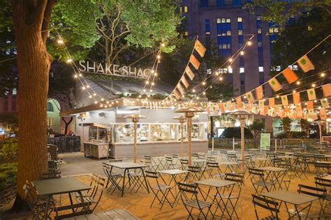 Shake Shack – Madison Square Park | Trinity Building USA