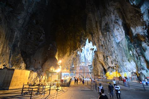 Batu caves | Batu Caves is a limestone hill that has a serie… | Flickr