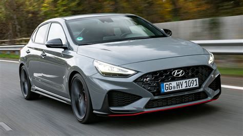 New Hyundai i30 N Fastback DCT 2020 review | Auto Express