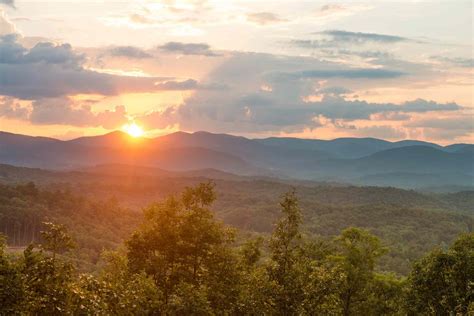 5 Reasons To Visit Blue Ridge, Georgia