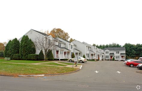 Rosewood Apartments - 456 Atwater St Plantsville CT 06479 | Apartment Finder